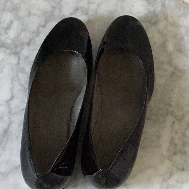 Stuart Weitzman Platform.